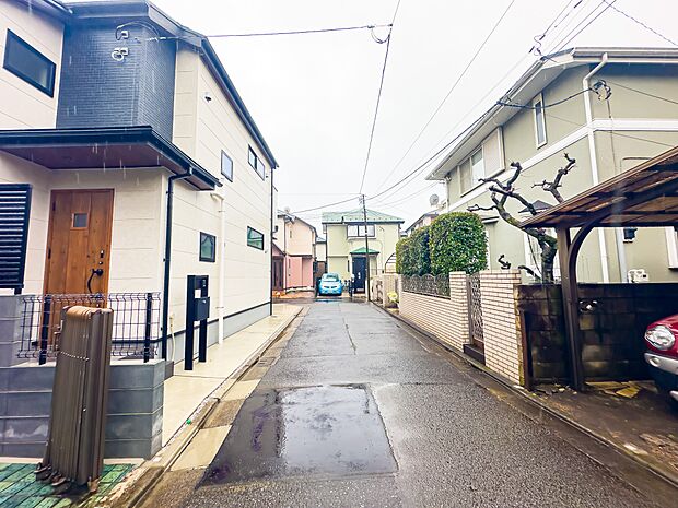 人気エリア「府中市」の中でも、自然豊かで閑静なエリアに位置します。2025/12/24撮影