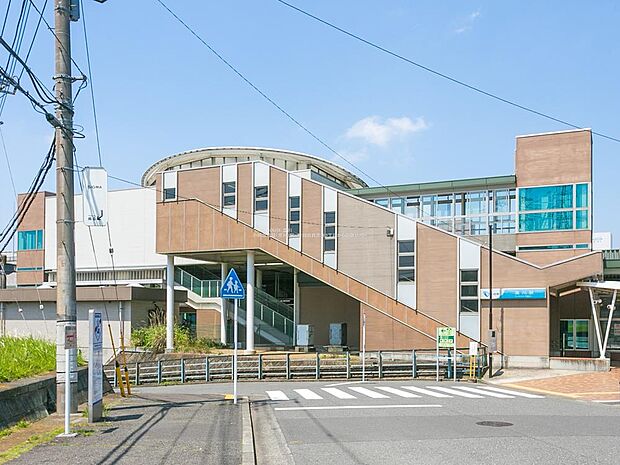 黒川駅まで約1760m