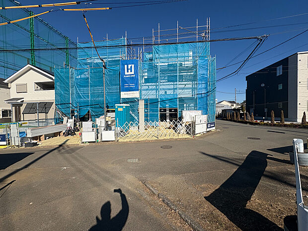 現在建物建築中です。(2026年1月10日現在)ご内覧や完成物件のご紹介等も可能です。