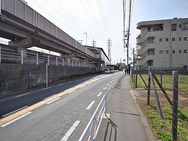 武蔵砂川駅　1100