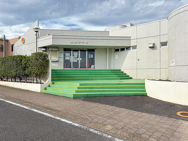 西府プールまで約200m