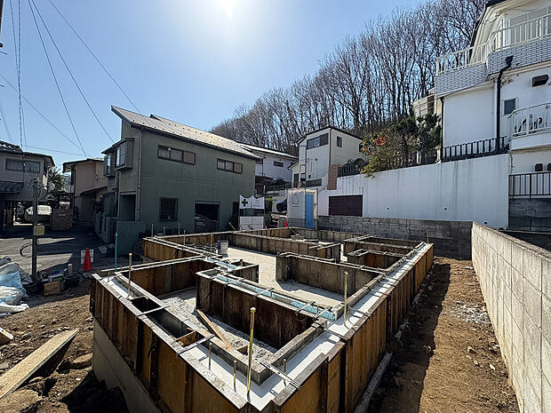 現地をご見学いただき、周辺の完成物件で建物をイメージしていただけます。(2026年2月23日現在)