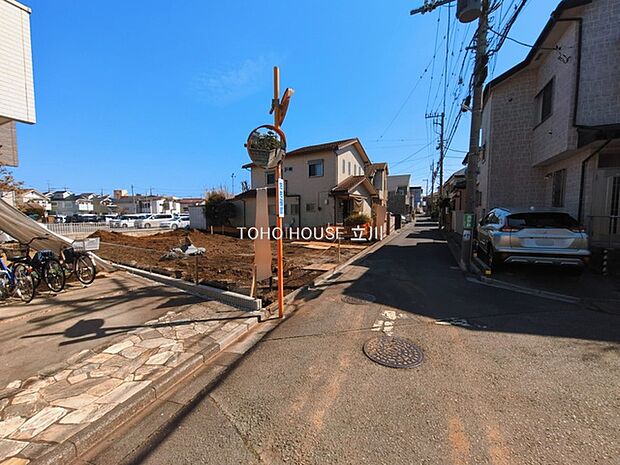 前面道路含む現地 (2026年03月11日撮影)