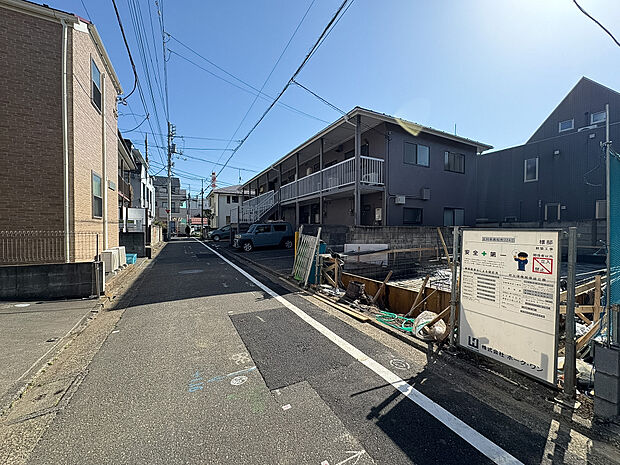 2026年6月完成予定です。完成物件のご案内も可能です。