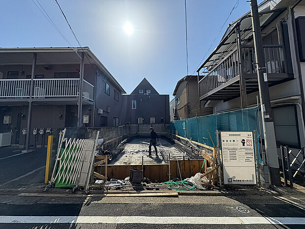 2026年6月完成予定です。完成物件のご案内も可能です。