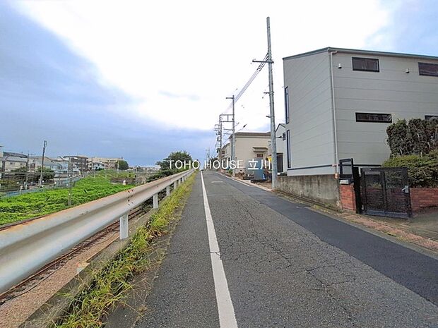 前面道路含む現地 （2026年09月15日撮影）