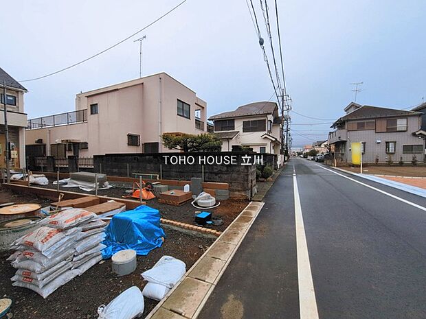 前面道路含む現地 (2026年03月10日撮影)