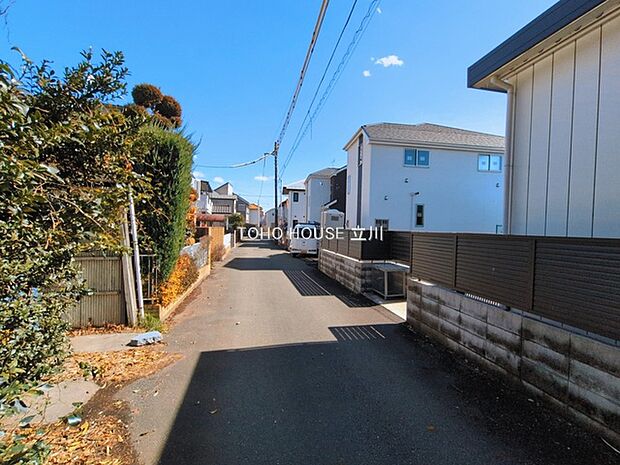 前面道路含む現地 （2026年03月04日撮影）