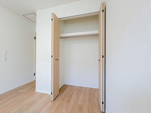 建物内部の収納には拘りました。お荷物が多い方にも安心です。