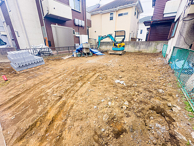 シロアリ保証5年。地盤保証20年。エコジョーズ採用。全室ペアガラス採用。基本設備が充実しております。2026/3/19撮影