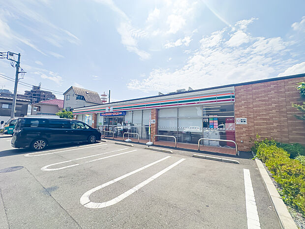 セブンイレブン国分寺本多4丁目店まで約562m
