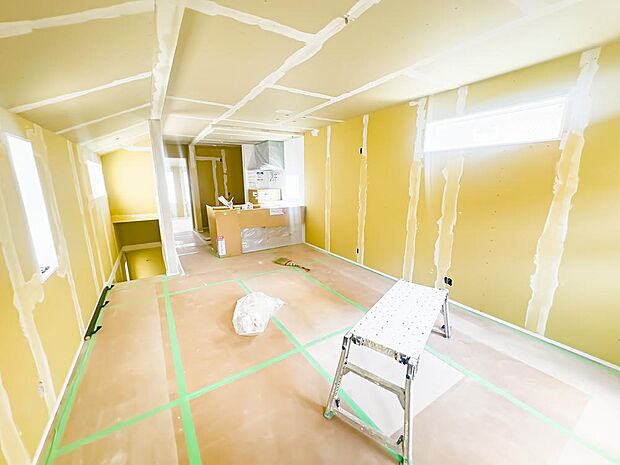 LDKは約17帖の広さです。広がりのあるLDKです。室内(2026年3月)撮影