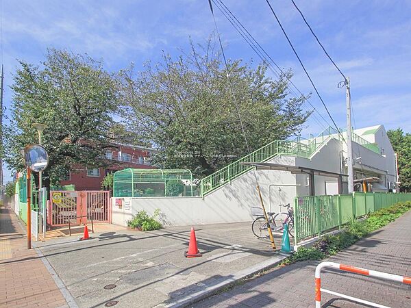 三鷹市立第一中学校まで約1000m