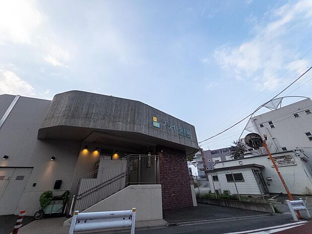 ブライト保育園まで約720m