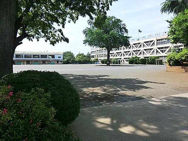 東大和市立第一小学校まで約739m