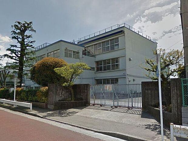 立川市立立川第三中学校まで約598m
