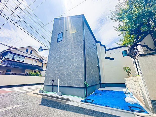 全棟にカースペースをご用意しております(車種による)。2026/7/30撮影