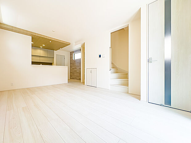 家具の配置がしやすい間取り。選択する家具類やレイアウトにより、理想の住空間を作り上げることが出来ます。2026/7/30撮影