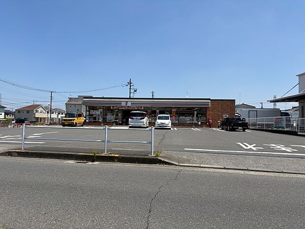 セブンイレブン武蔵村山平和通り店 550m