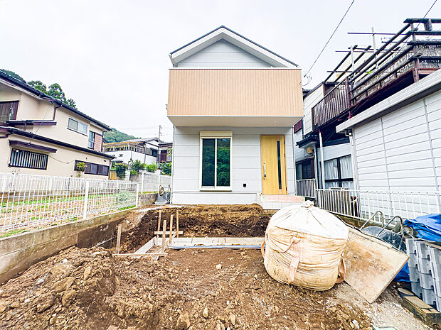 現地は緑豊かな閑静な住宅地です。子育て世帯のお客様にもオススメでございます。2026/9/13撮影