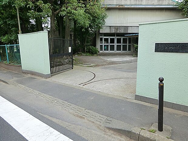 調布市立第四中学校まで約967m