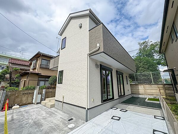 おしゃれな雰囲気や自然の潤い、親しみやすさといった個性を、街に新たな価値を齎し続けることでしょう。