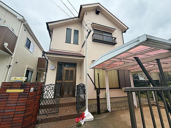 現地外観　現在リフォーム中5月23日撮影