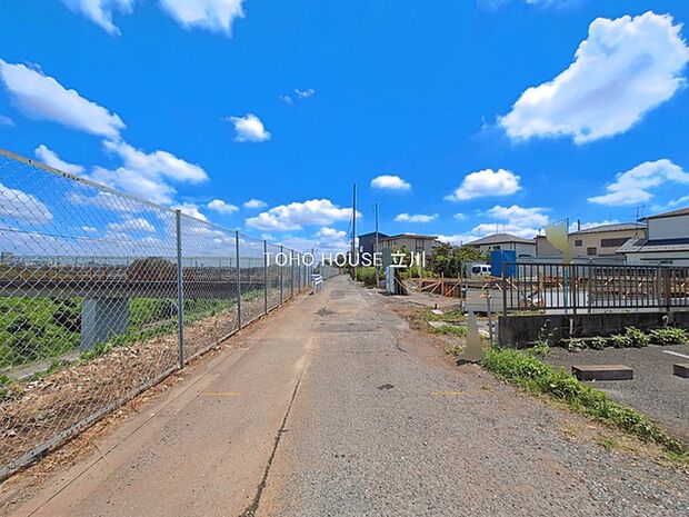 前面道路含む現地 (2026年08月06日撮影)