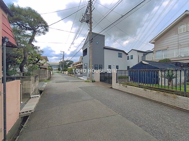 前面道路含む現地 (2026年08月17日撮影)
