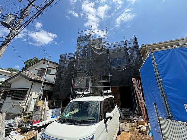 10月初旬完成予定です。