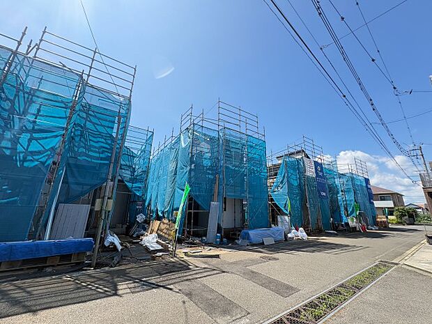 2026年9月上旬完成予定です。