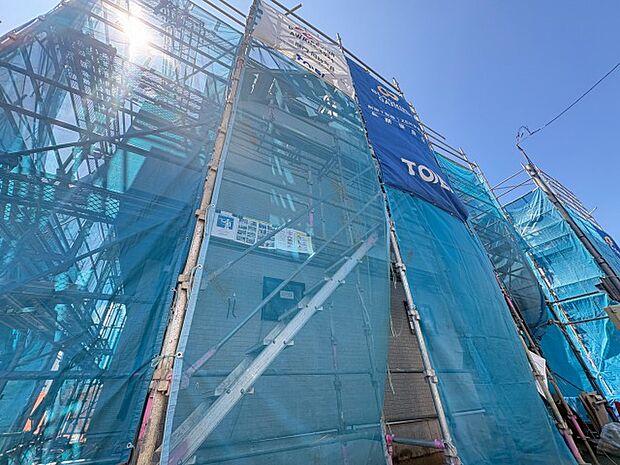 2026年9月上旬完成予定です。