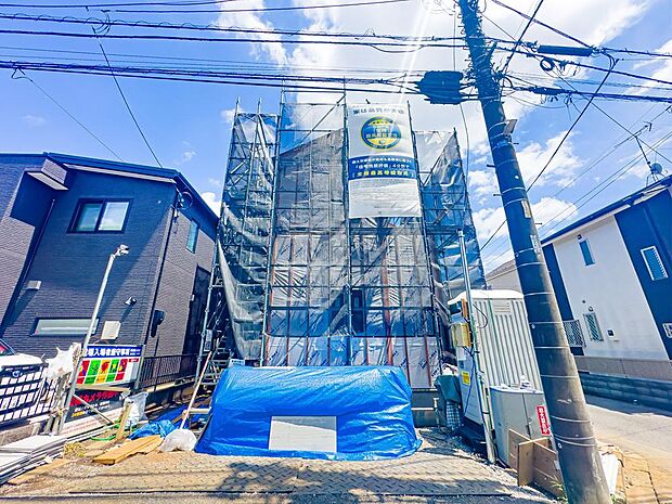 現地は閑静な住宅地に位置し、穏やかな新生活をお送りいただけます。2026/7/19撮影