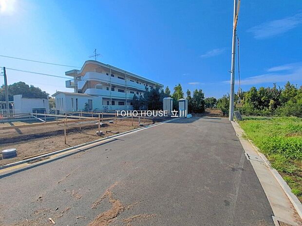 前面道路含む現地 (2026年08月25日撮影)