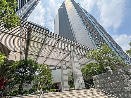 飯田橋サクラテラスまで約256m