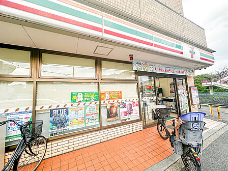 セブンイレブン 川崎堰店まで720m 徒歩9分