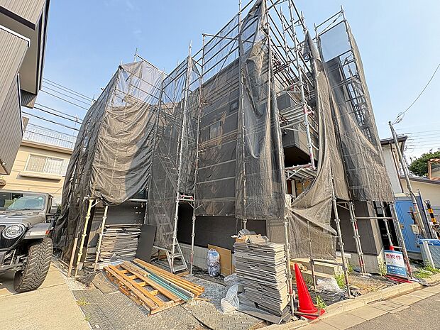 2026年9月完成予定。太陽光蓄電池設備付のオール電化住宅です。