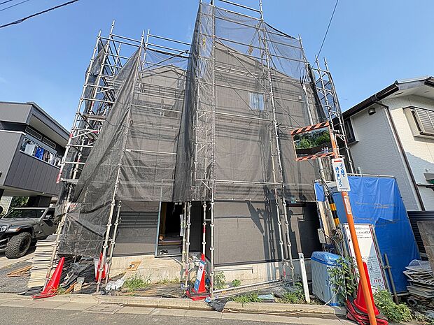 2026年9月完成予定。太陽光蓄電池設備付のオール電化住宅です。