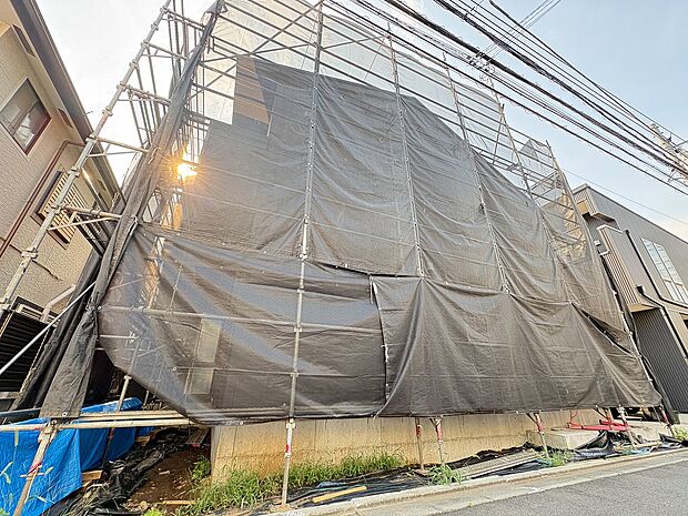 2026年9月完成予定。太陽光蓄電池設備付のオール電化住宅です。