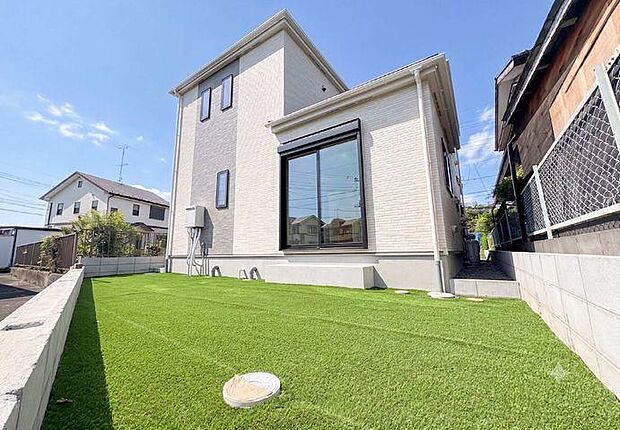 おしゃれな雰囲気や自然の潤い、親しみやすさといった個性を、街に新たな価値を齎し続けることでしょう。