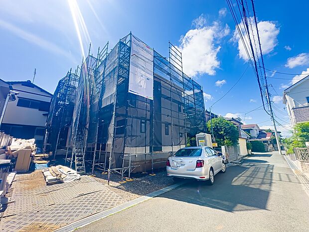 住まいには気付きがあり、住まうごとに様々な角度から違う顔を見せてくれます。新生活は小さな発見の連続です。2026/7/19撮影