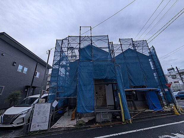 の立地と理想的な間取りの物件です。完成前でも実際に歩いて現地の空気を感じることが出来ます。