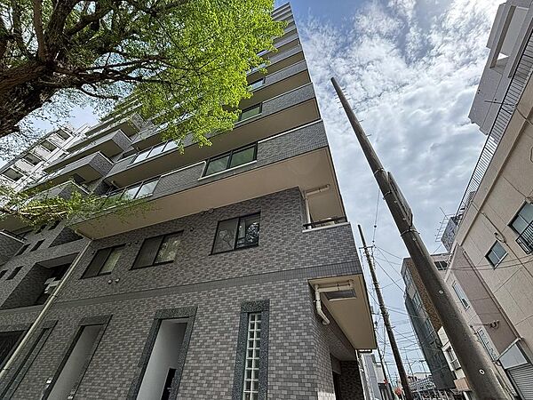 物件の陽当りや通風・仕様設備やお部屋の大きさの比較、近隣・周辺環境や街並みなど、掲載していない情報が現地にはたくさんあります。是非現地をご確認ください。