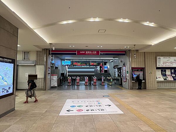 京王線「聖蹟桜ヶ丘」駅まで約1200m