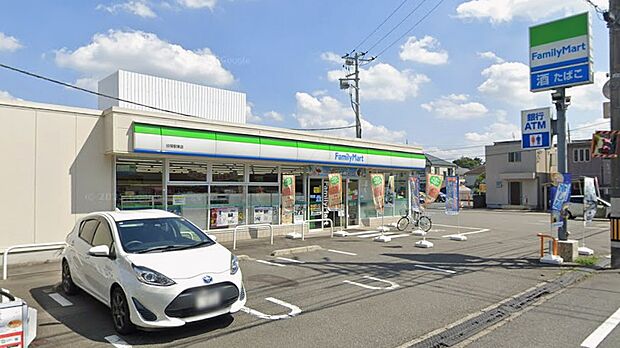 ファミリーマート谷保駅前東店 530m