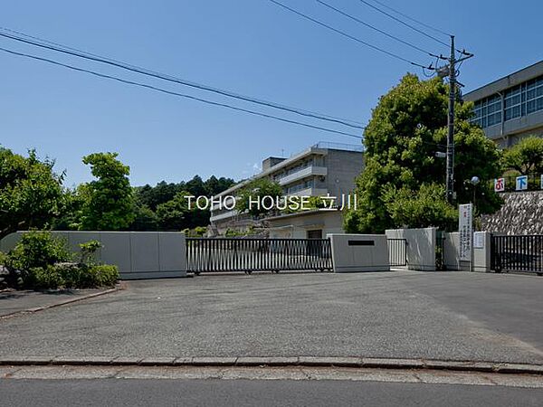 青梅市立吹上中学校　1100ｍ