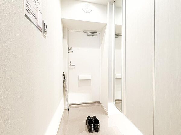 玄関を拡大表示