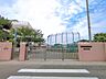 周辺：八王子市立横山中学校 690m