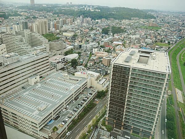 29階という高階層ですので、眺望も抜けています。