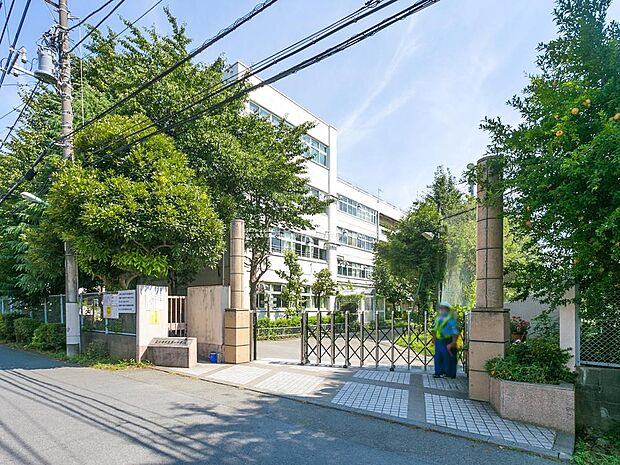 国分寺市立 第一中学校まで約1000m